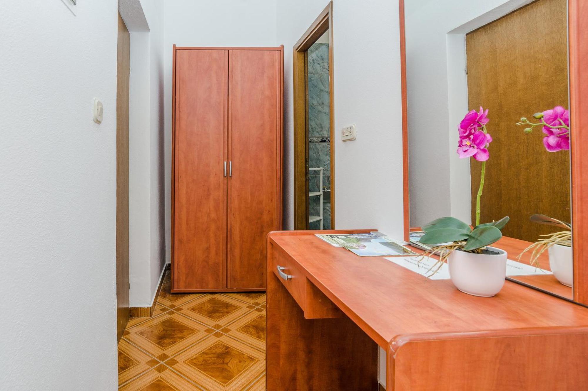 Apartmani Tomeri ستاريغغاد باكلينتسا المظهر الخارجي الصورة