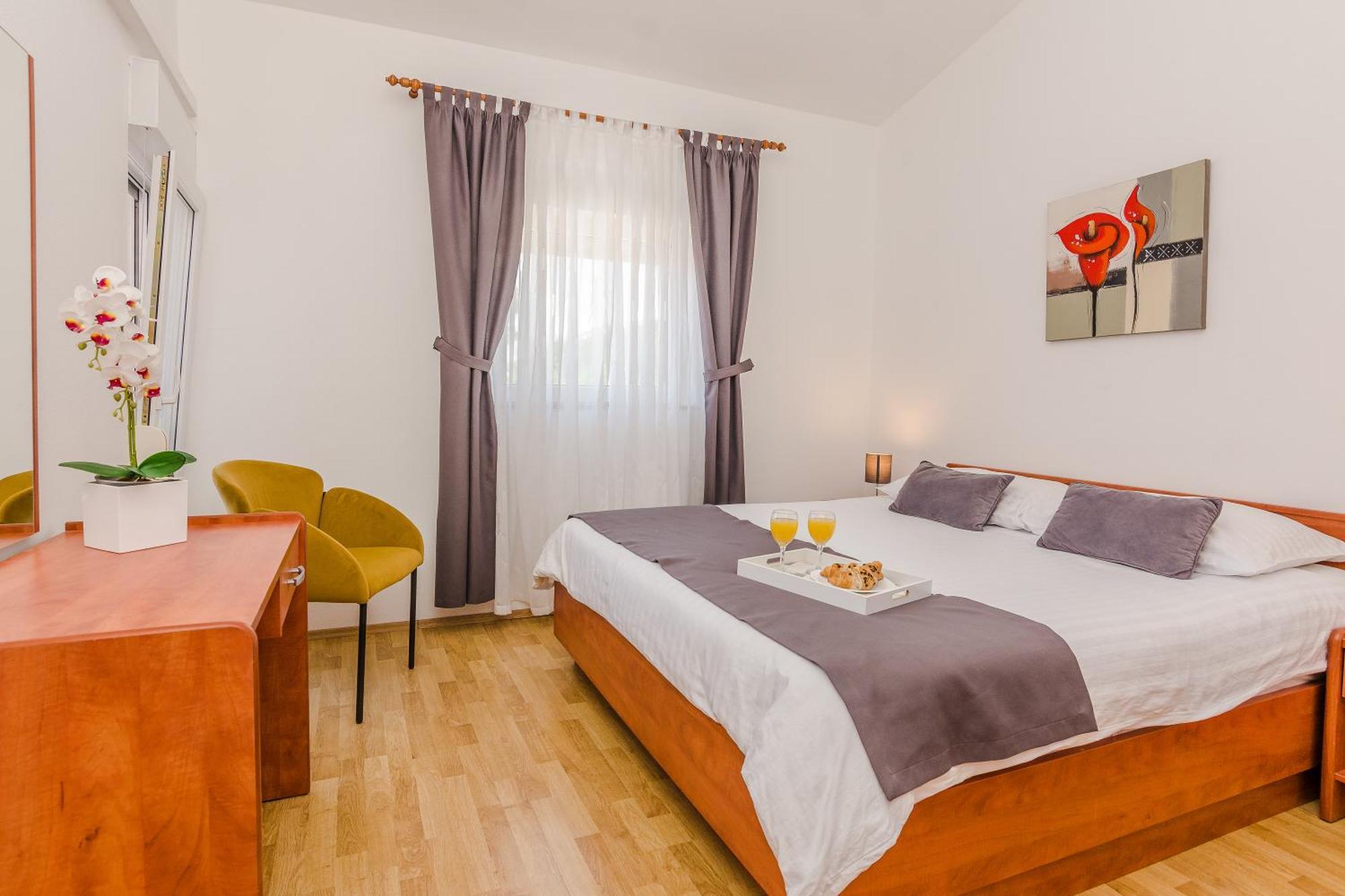 Apartmani Tomeri ستاريغغاد باكلينتسا المظهر الخارجي الصورة